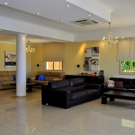 Villa Sunrise Beach Larnaca
