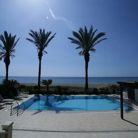 Villa Sunrise Beach Larnaca